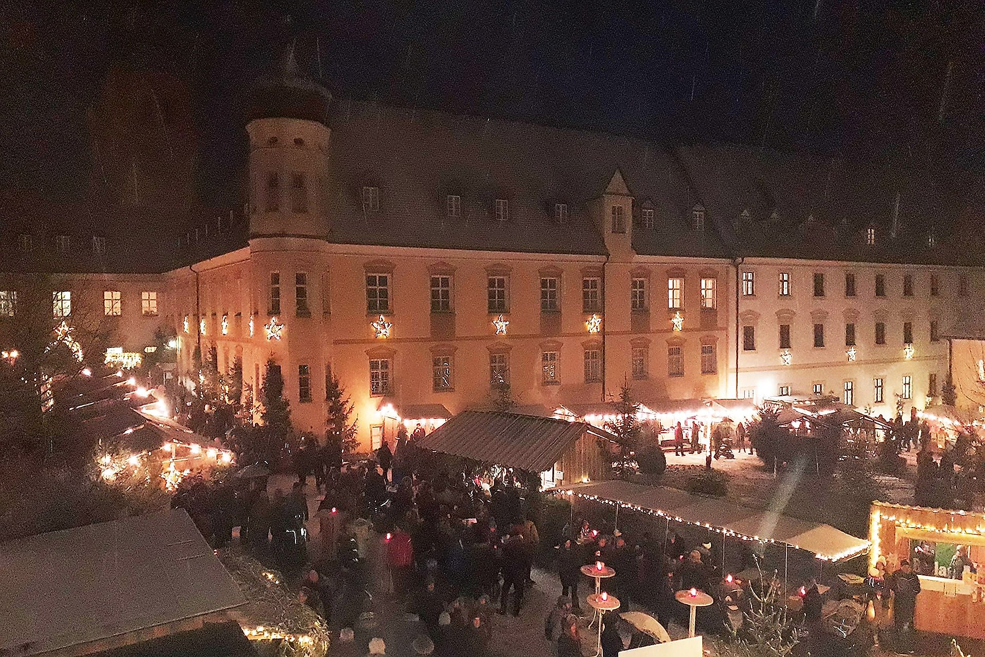 Adventsmarkt im Kloster Plankstetten