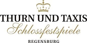 Schlagerqueen Andrea Berg und Band